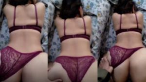 Amanda Kena Entot Pacarnya Lagi Tanpa Lepas Daleman