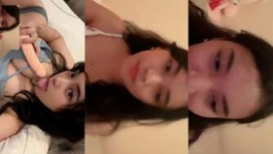 Laras B4LI Cantik Pamer Sex Toys Sambil Jilat Instagram